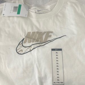Nike Girls XL shirt, cream color